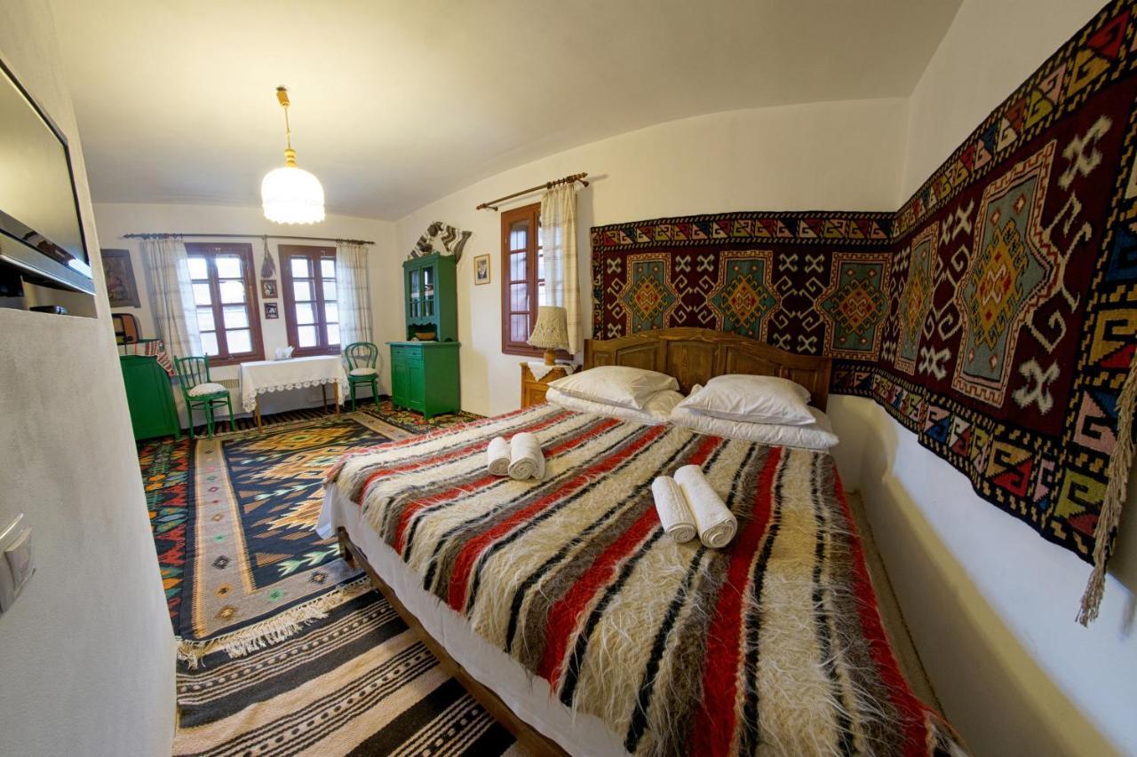 הוילה ואמה Casa Bunicii Din Bucovina מראה חיצוני תמונה