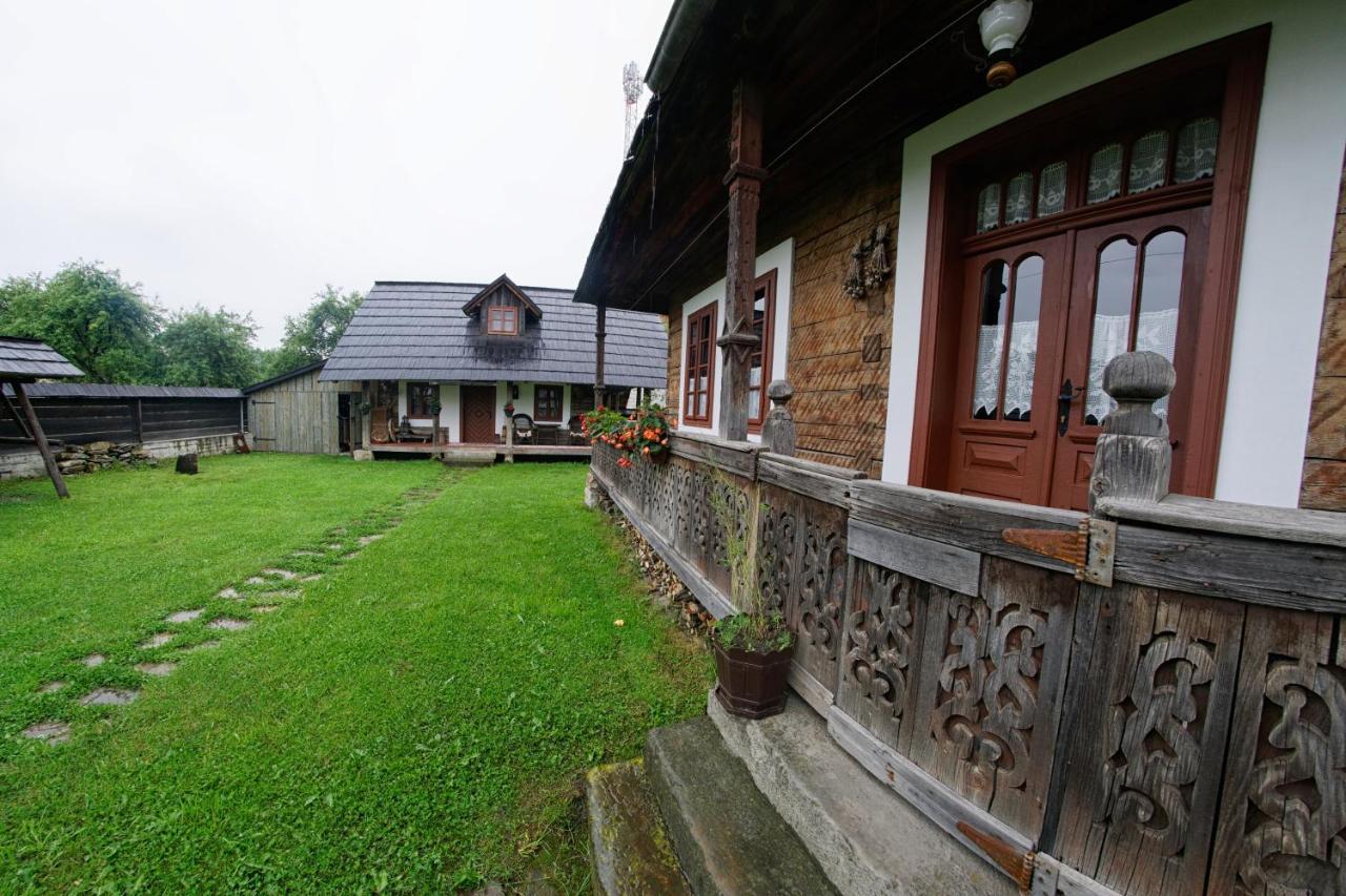 הוילה ואמה Casa Bunicii Din Bucovina מראה חיצוני תמונה